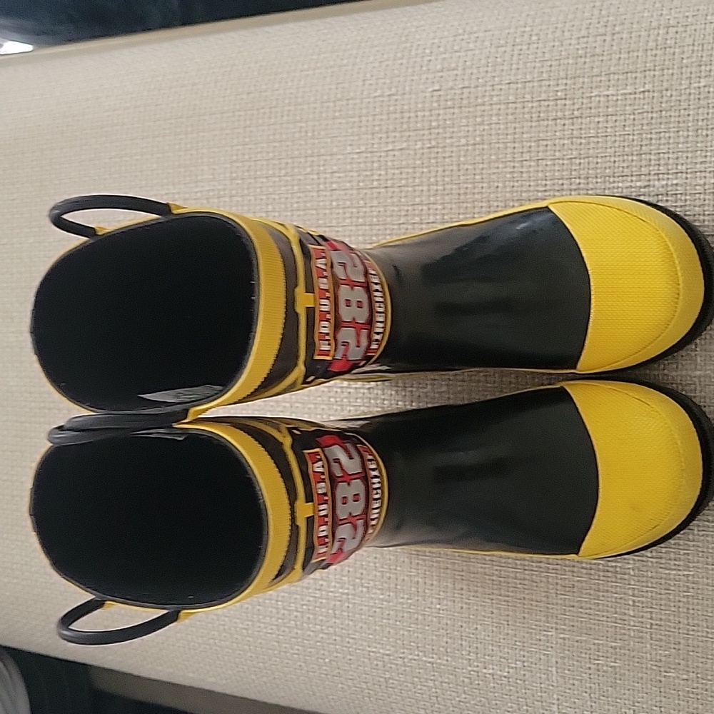 Kids Toddler Size 1 Fire Chief Rain Boots
